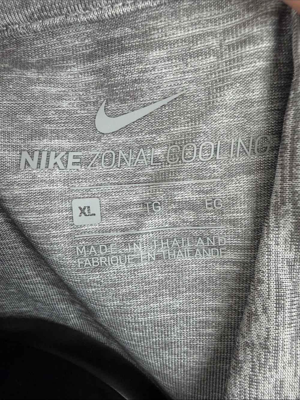 NWT Nike Golf Zonal Cooling Dri-FIT Gray Short Sleeve Top XL
